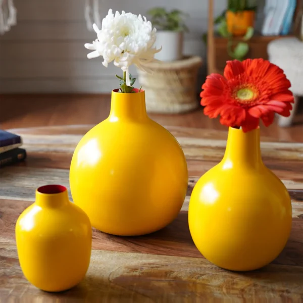 Yellow Set of 3 Metal Vase